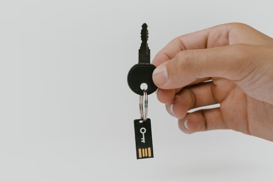 Solving the 'Ghost Access' Problem: Automating authorized_keys Cleanup During Employee Offboarding